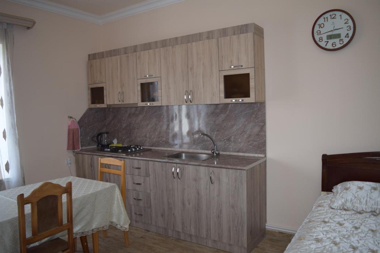 Home Garni Exterior photo